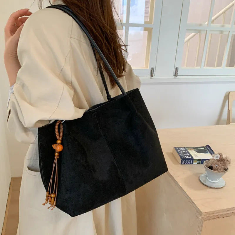 Large capacity suede tote bag with pendant, horizontal square shape, available in black, brown, coffee, and green
