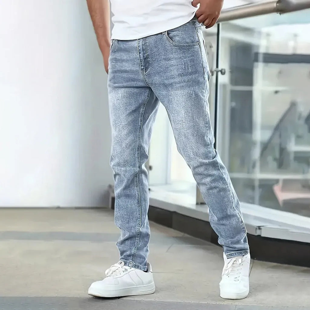 Stretch men's casual solid colour jeans in black – high elasticity cotton-spandex straight leg with zip fly and mid waist