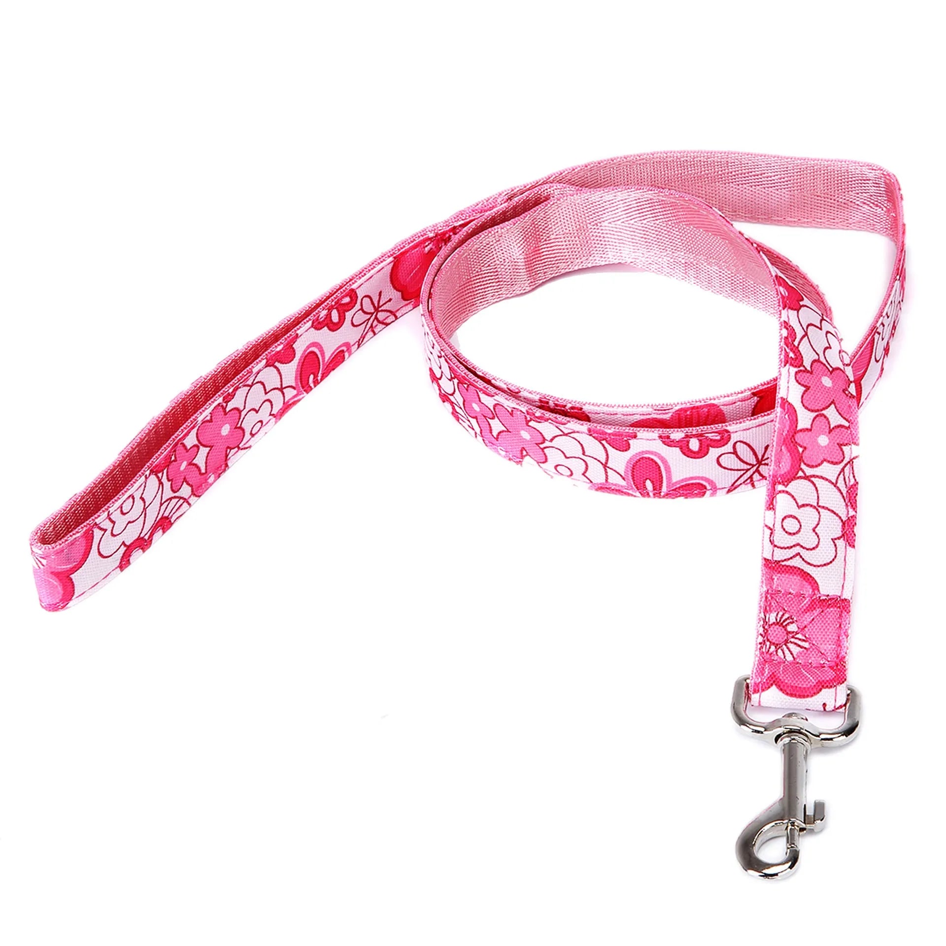 Black imitation nylon Christmas plaid stripe pet traction rope 120cm long on white background