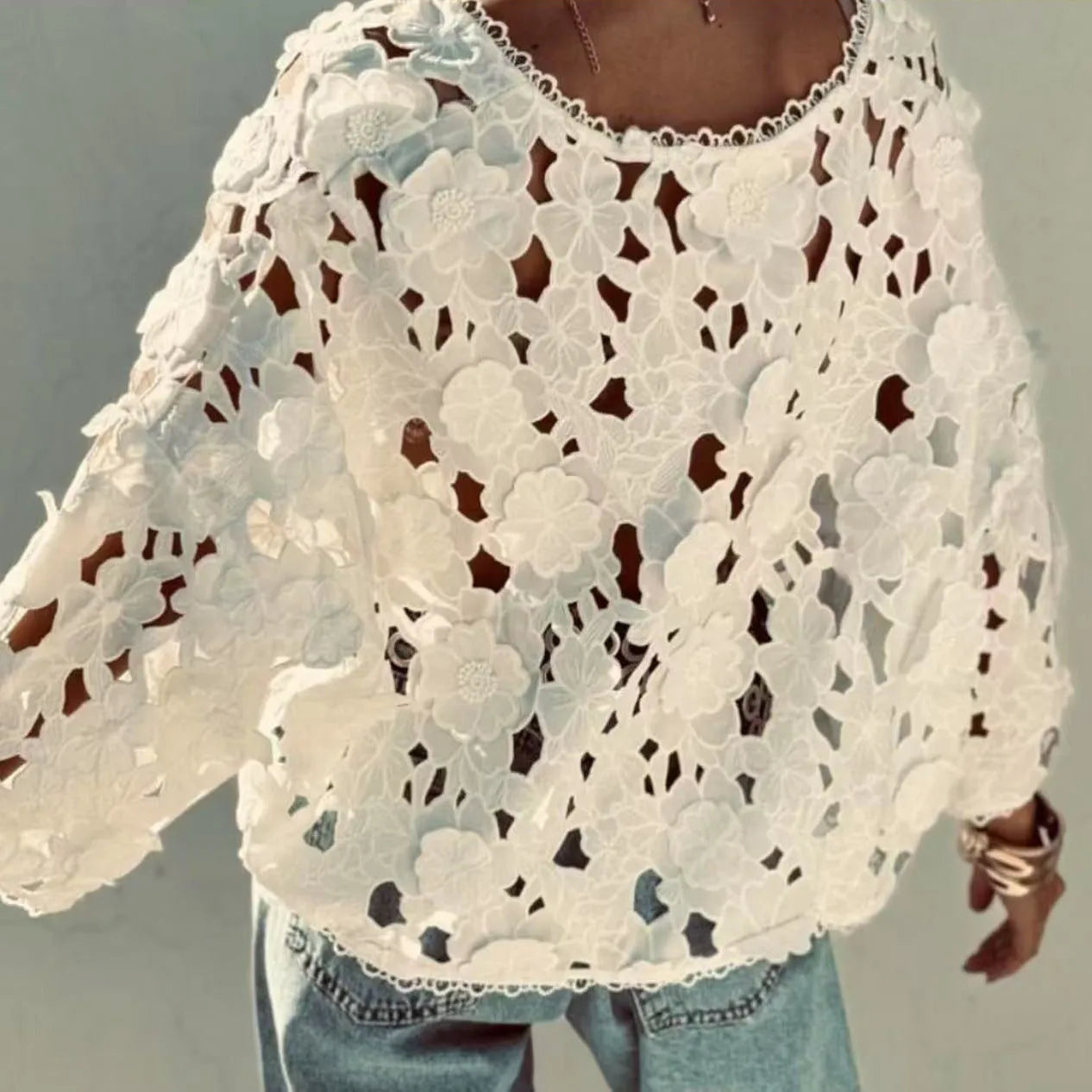 Women's lace cardigan with three-dimensional flower decoration and V-neck in black colour
