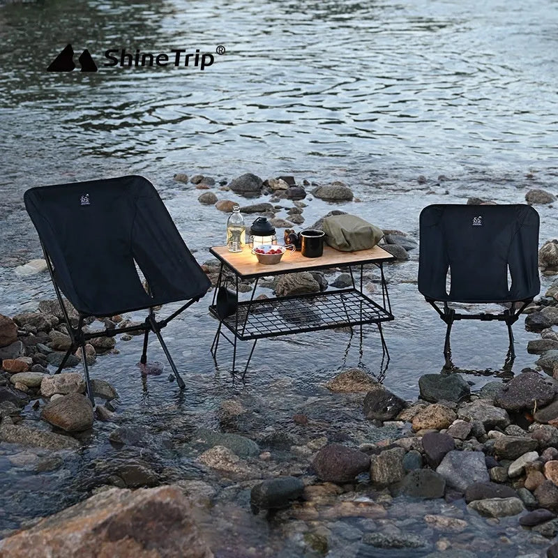 Lightweight aluminium alloy foldable moon chair with Oxford cloth seat in black for outdoor use
