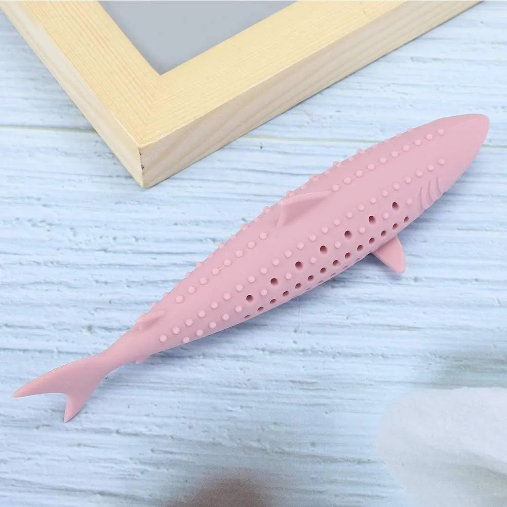 Green silicone fish-shaped chew toy for cats with breathable side holes