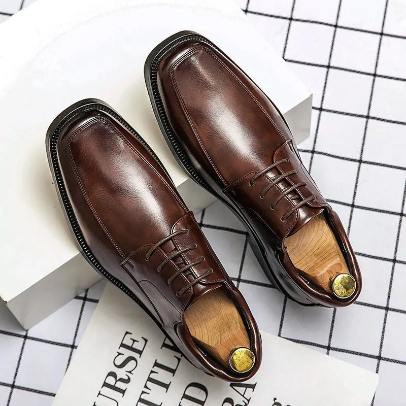 Men's low-top square toe business casual leather shoes in black with sewing thread detailing and rubber sole