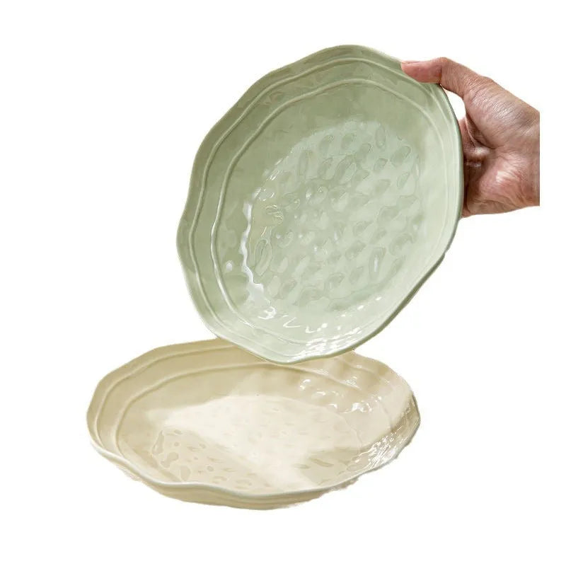 Seven-piece ceramic tableware set in solid colour with modern Japanese styling in gift box