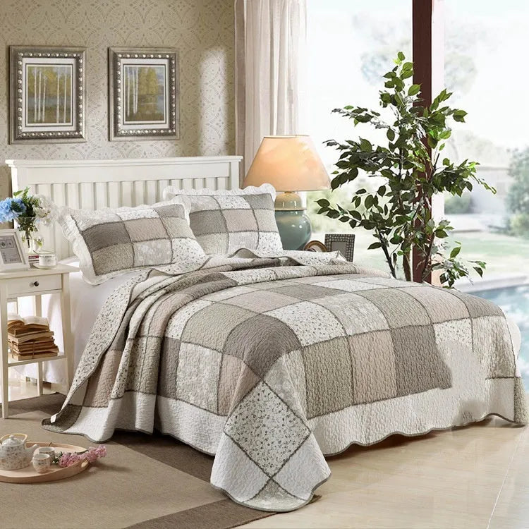 Pure cotton quilted bedspread three-piece set showing Korean style bedding with coordinating pillowcases