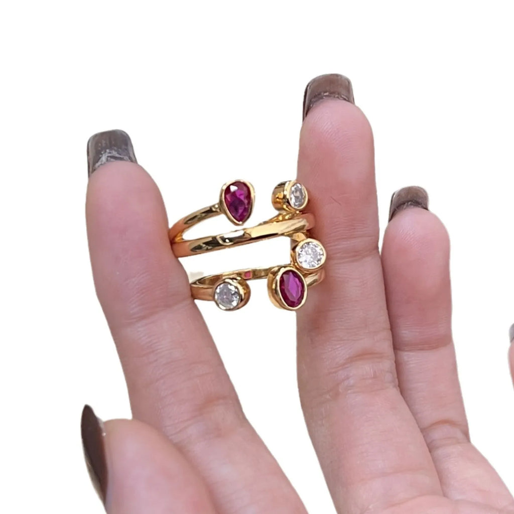 Irregular geometric copper ring with two-tone colour and a cross diamond design.