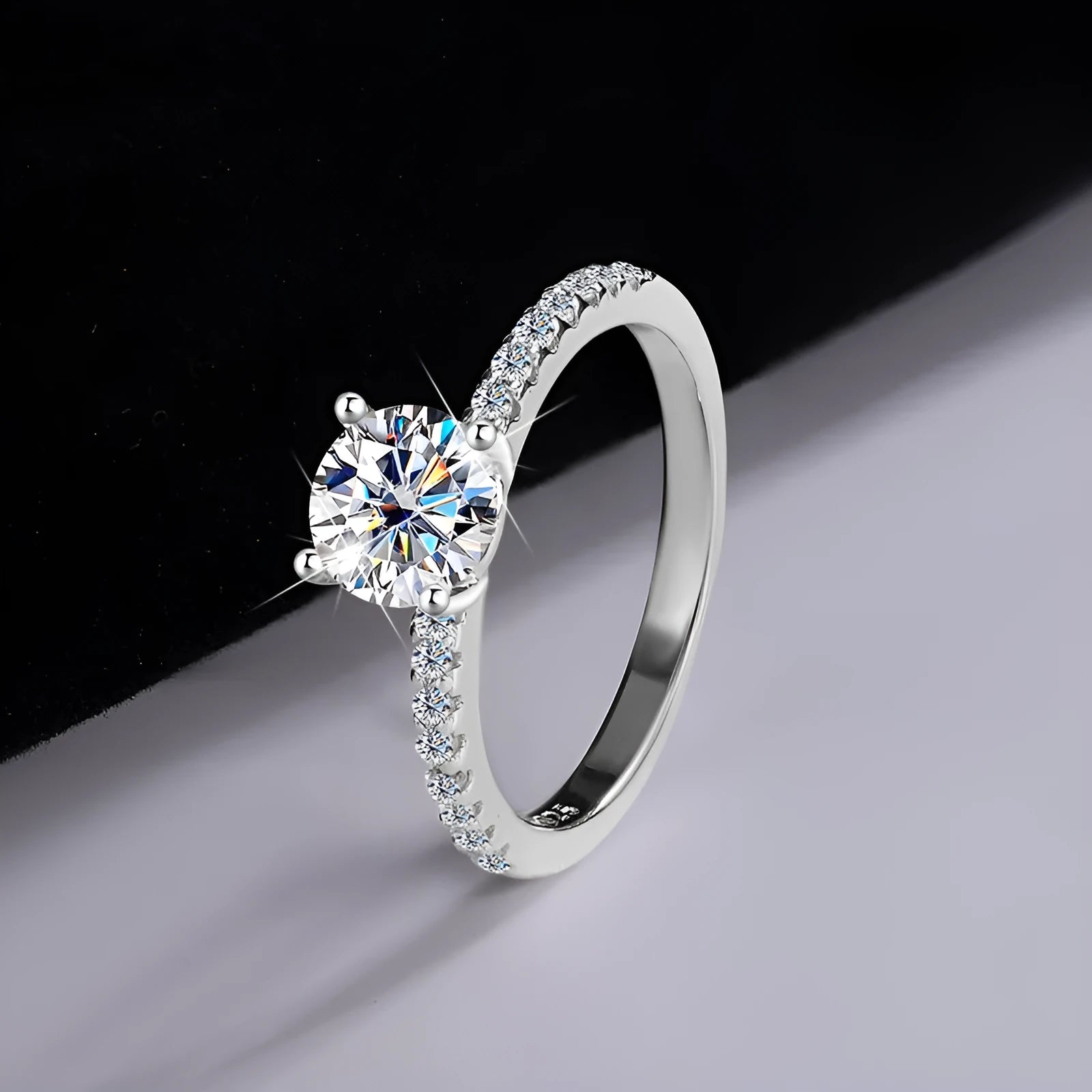 S925 silver ring with star-shaped moissanite stone in four-claw setting, available in multiple sizes and colours