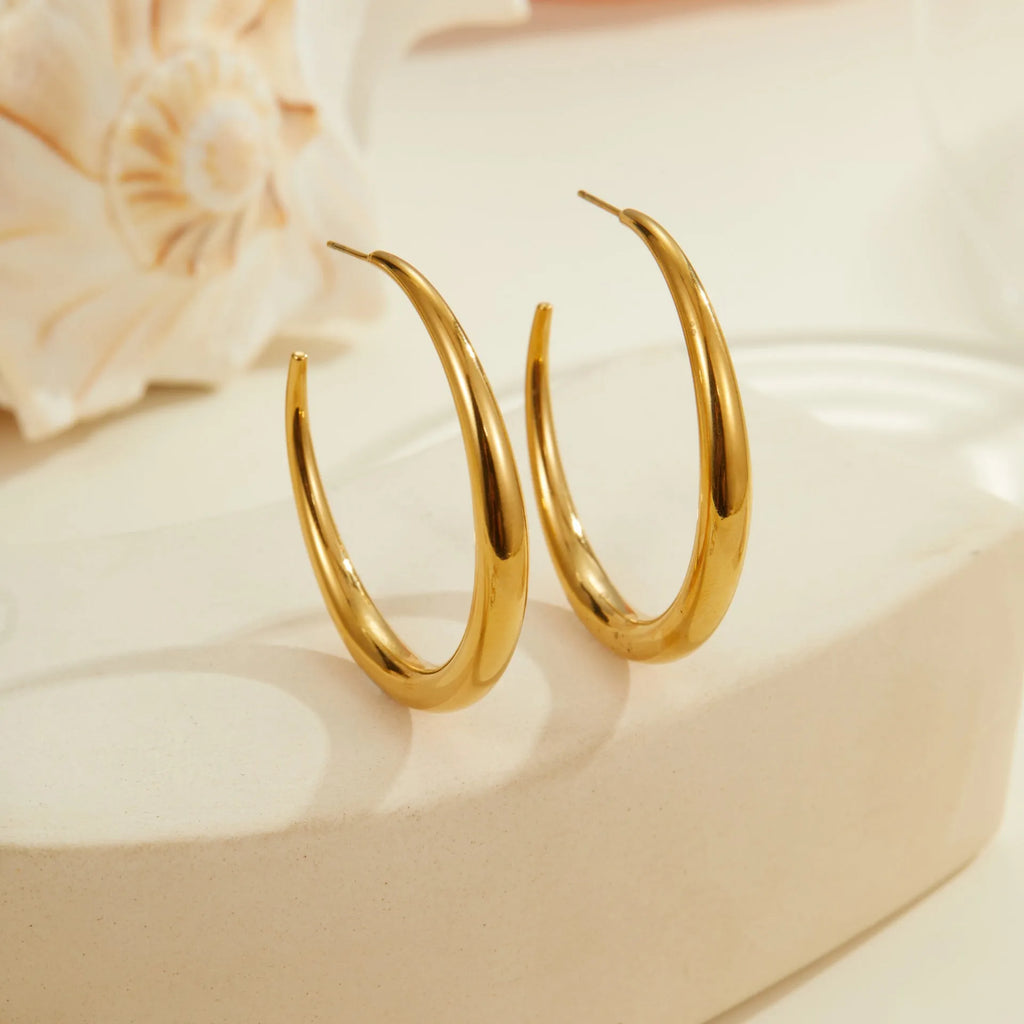 Geometric hoop earrings for women in stainless steel with gold or steel finish options
