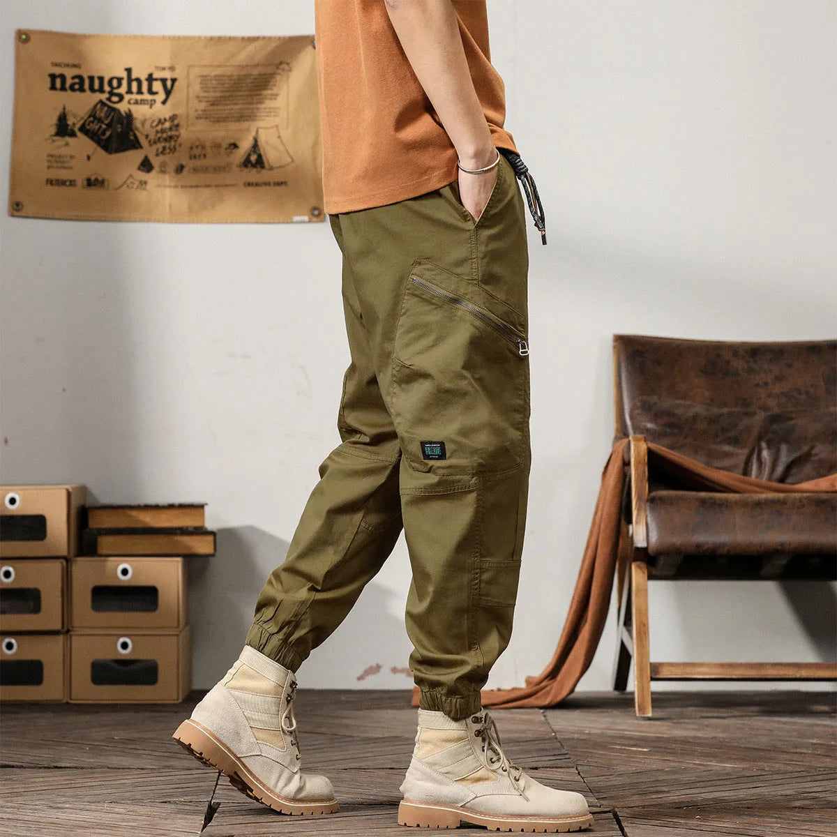 Men's tapered harem pants in cotton fabric with ankle banded legs and Hong Kong retro style