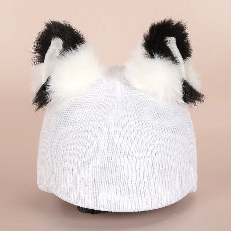 Plush fabric cartoon character helmet and hat cover set in size M for decorative use