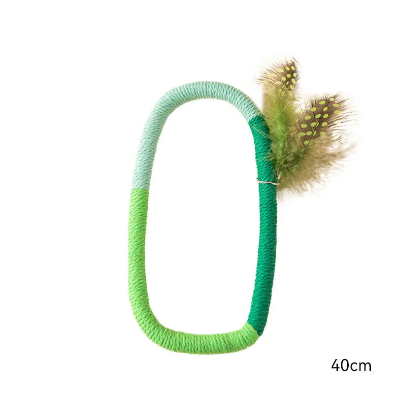 Circular cotton rope cat toy with feathers and catnip, measuring 25cm, in green colour