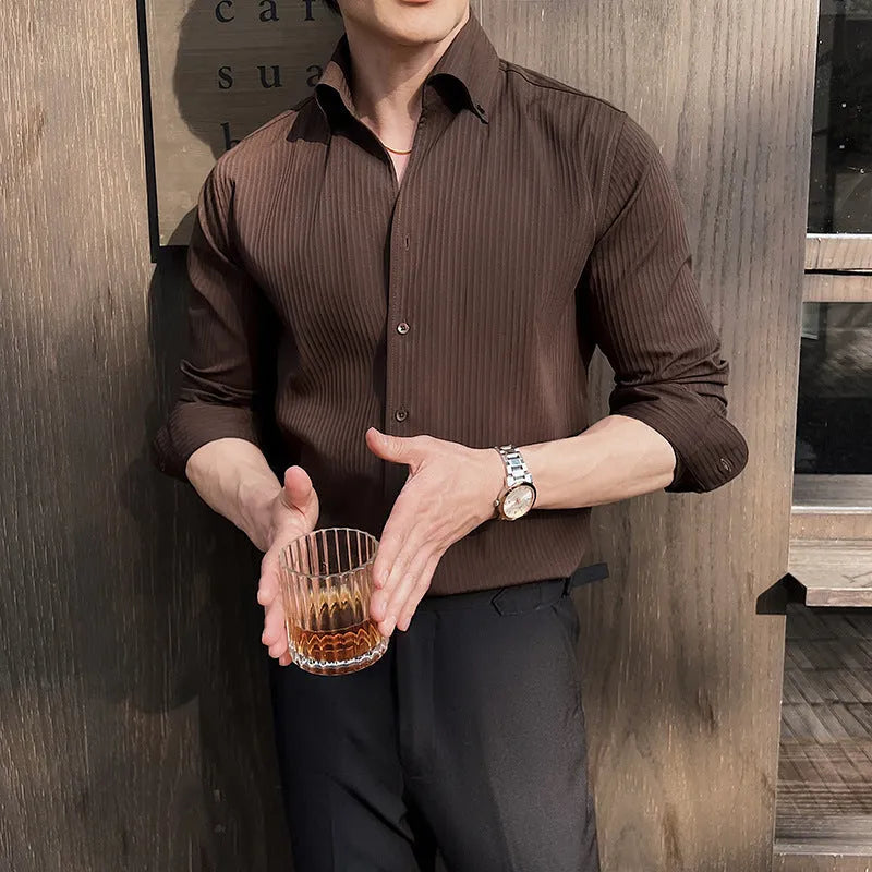 Men's striped long sleeve V-neck cardigan shirt in regular fit for casual wear