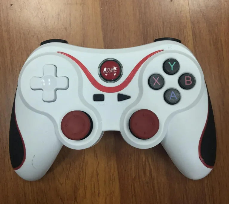 X3 Bluetooth wireless game controller for Android phones with optional mobile phone clip attachment