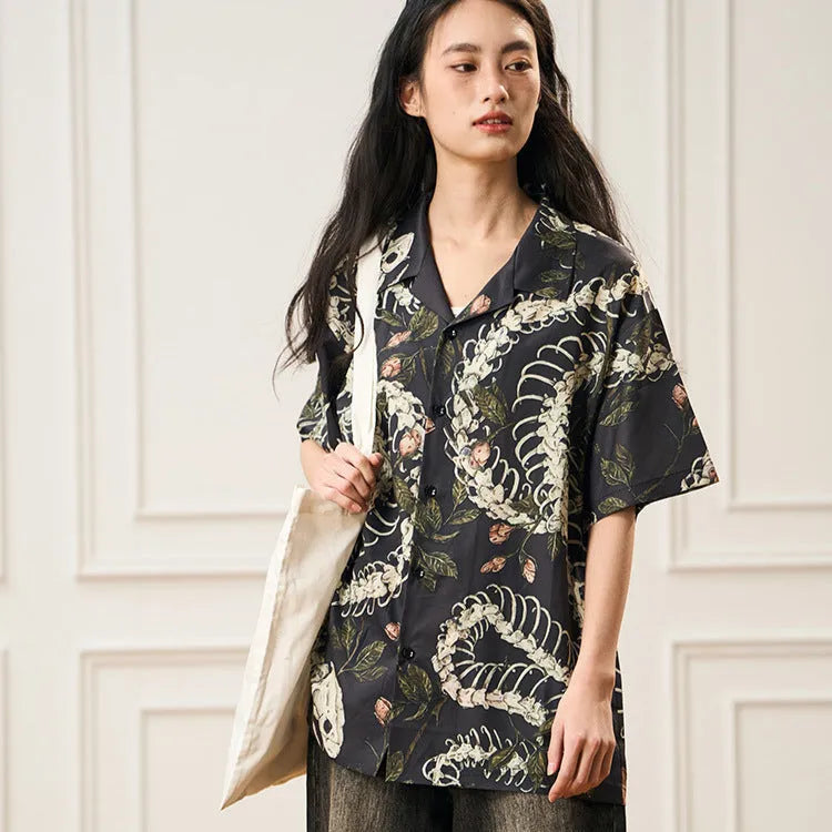 Short sleeve Cuban collar shirt with snake bone and flower pattern print in loose fit