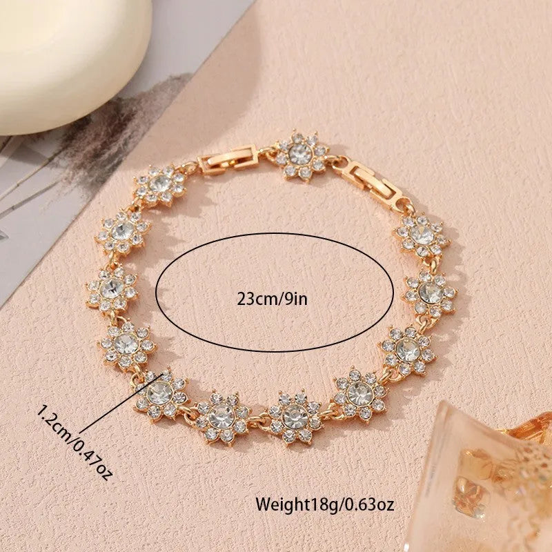 European style zinc alloy bracelet with flower design in electroplated gold and silver colours