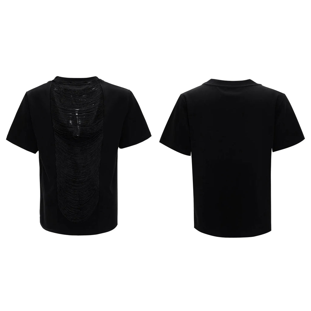Men's black V-neck polyester t-shirt with loose fit and three-dimensional cutting