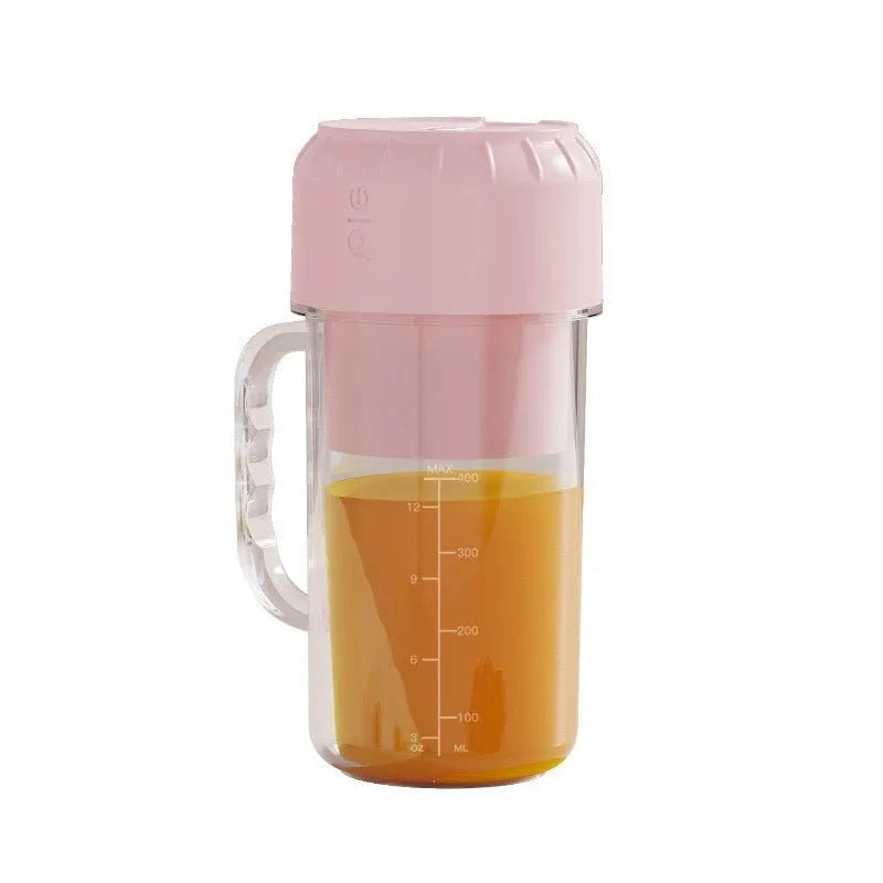 Portable USB charging juicer in avocado green or cherry blossom pink with 150W motor