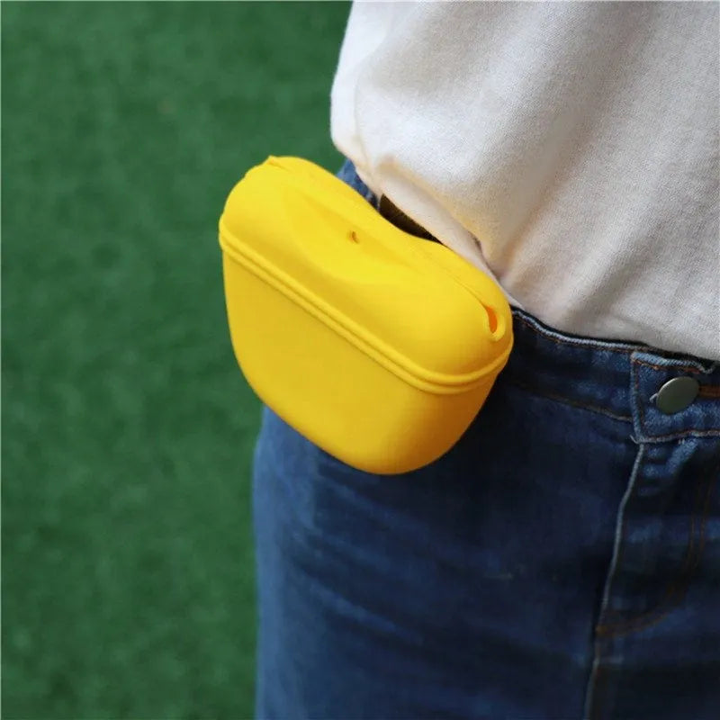 Silicone dog training treat waist bag with magnetic closure and belt clip in multiple colours