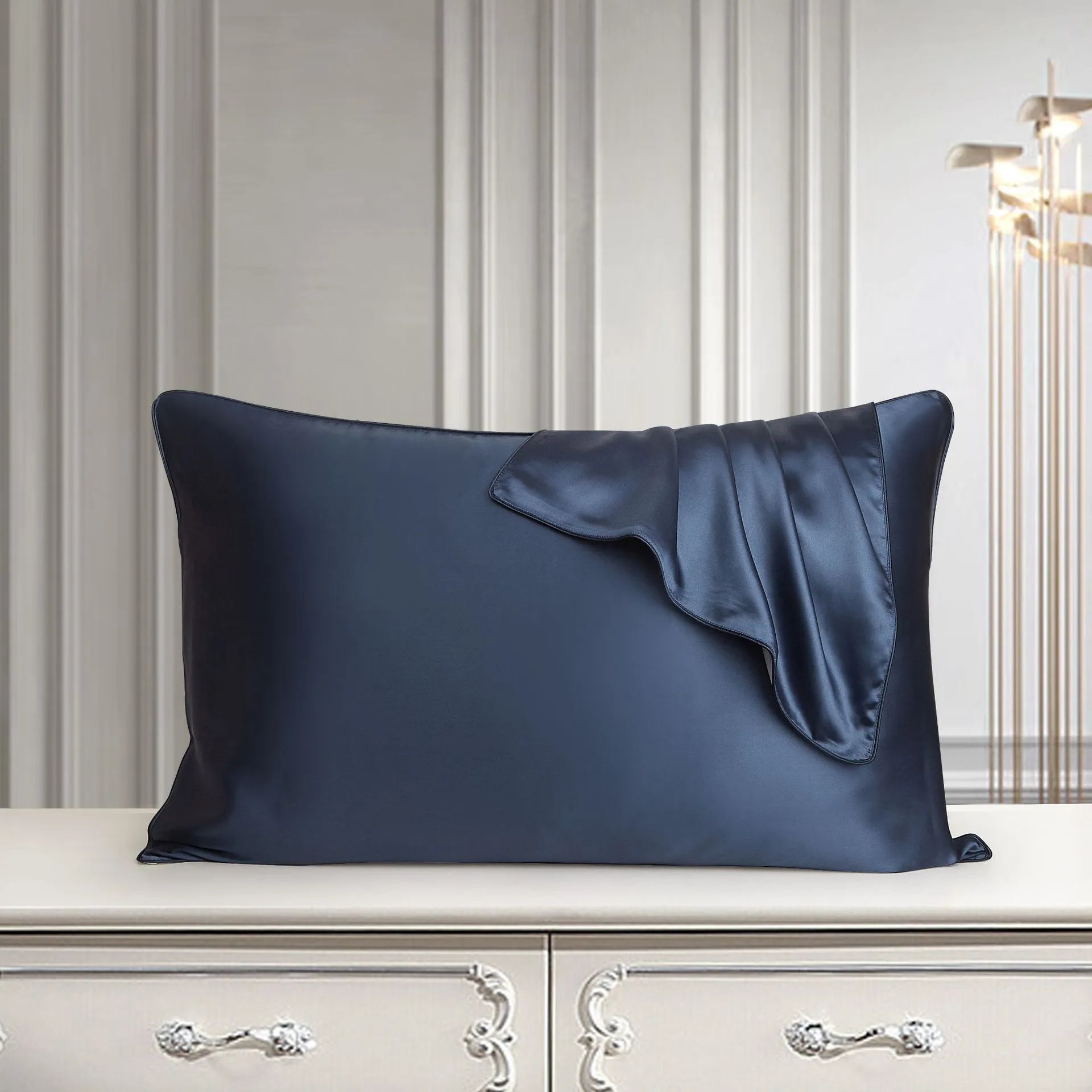 100% mulberry silk pillowcase 48x74cm palace luxury style with inlaid rope edge in champagne gold