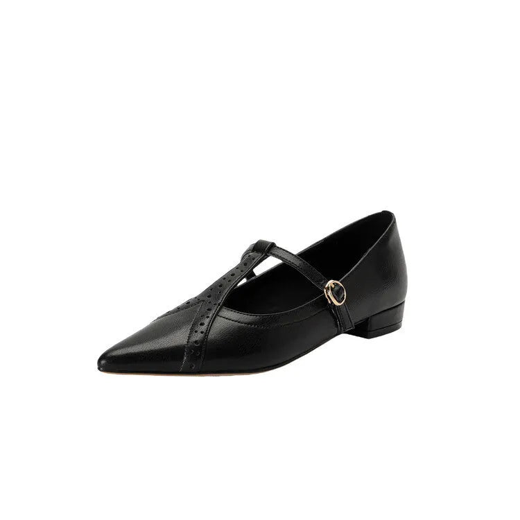 Brown leather women's low-cut flat shoes with round toe and mid heel on a white background.