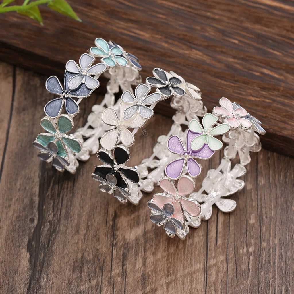 Women's zinc alloy flower elastic bracelet in blue with dripping oil finish