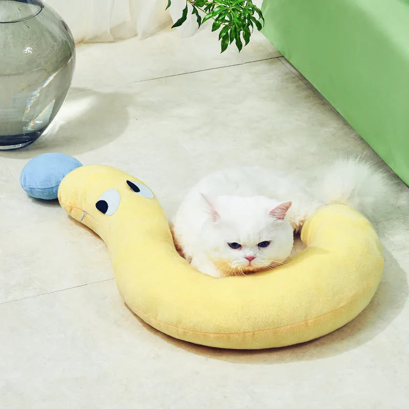 Blue or yellow rectangular pet pillow measuring 62cm by 39cm for dogs and cats