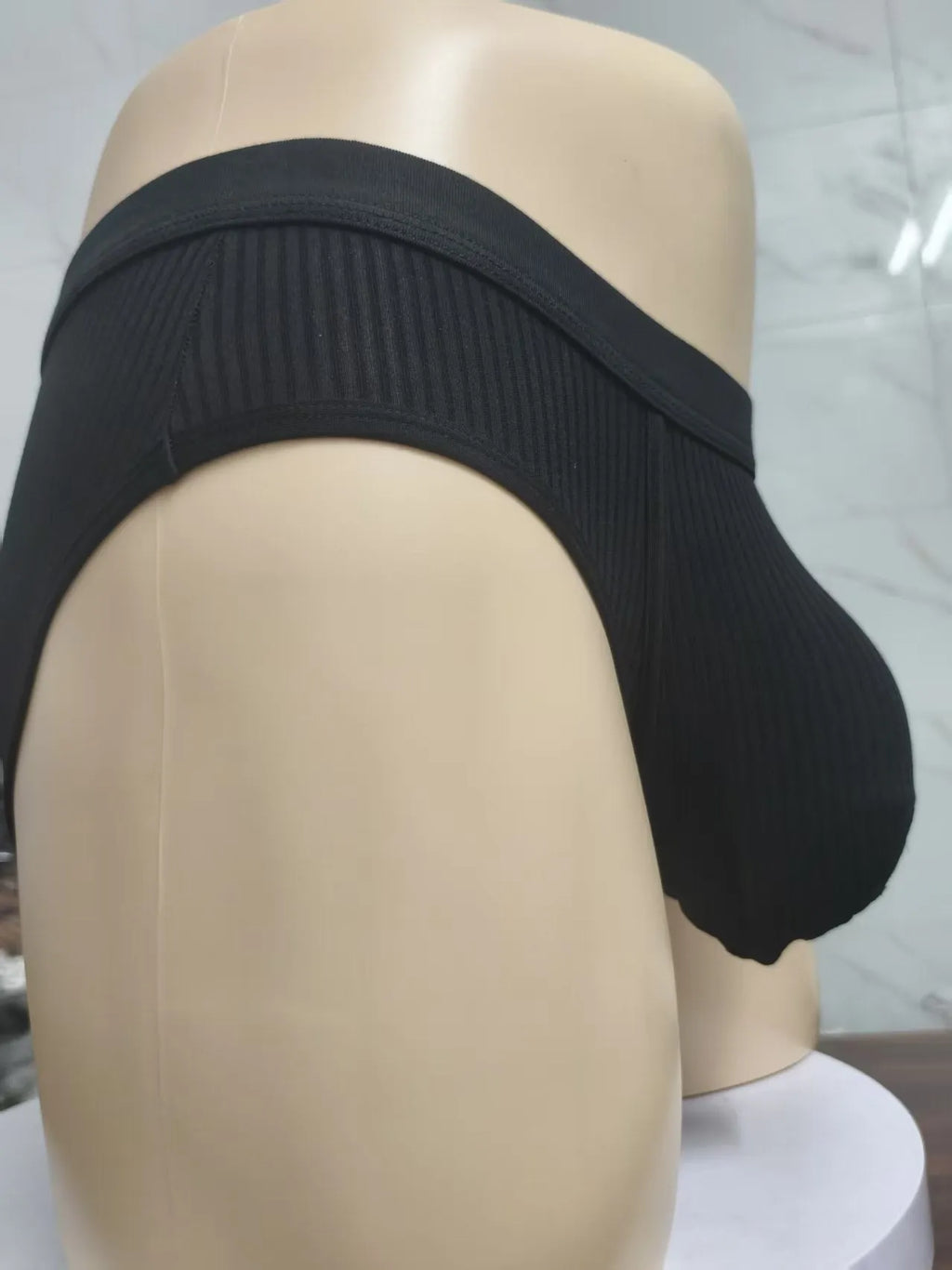 Men's triangle breathable U-shaped big bag underwear in viscose knit fabric, solid colour, front view