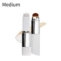 Blanc removable-head foundation brush with synthetic bristles for cream and liquid makeup application.