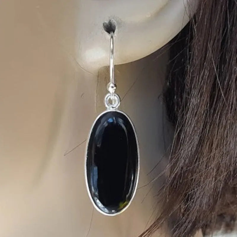 Geometric Chinese style women's earrings with oval black agate pendant and 925 silver electroplated finish