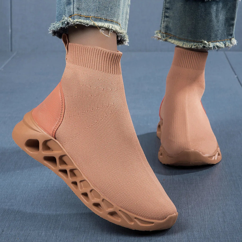 Women's high-top casual stretch sock boots in Terracotta Warriors colour, breathable mesh upper, flat heel, shallow mouth style