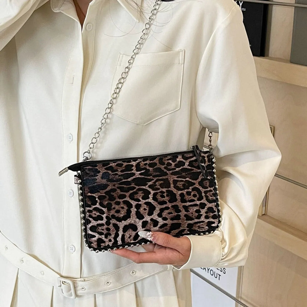 Western style niche casual crossbody underarm women's bag in dark brown PU with chain detail and single strap