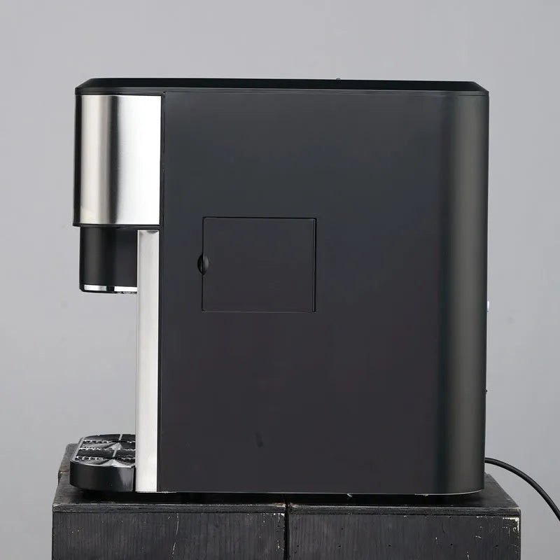 Black desktop 16kg ice maker with stainless steel bin and ice crushing function