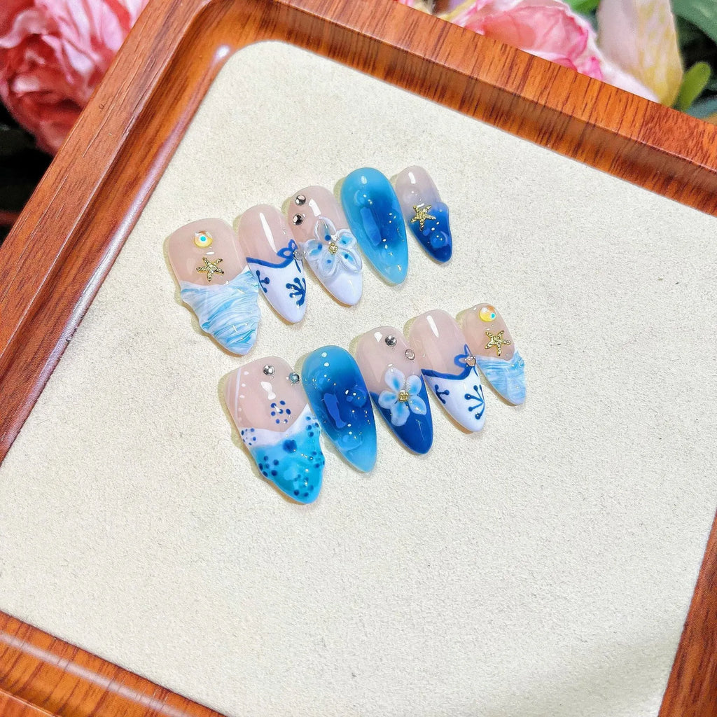 Blue hand-painted carved summer ice transparent plastic fake nails set with four size options
