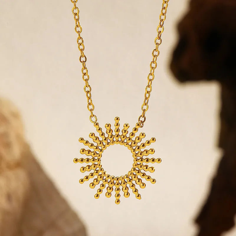Sunflower series women's gold necklace and bracelet set with geometric chain design