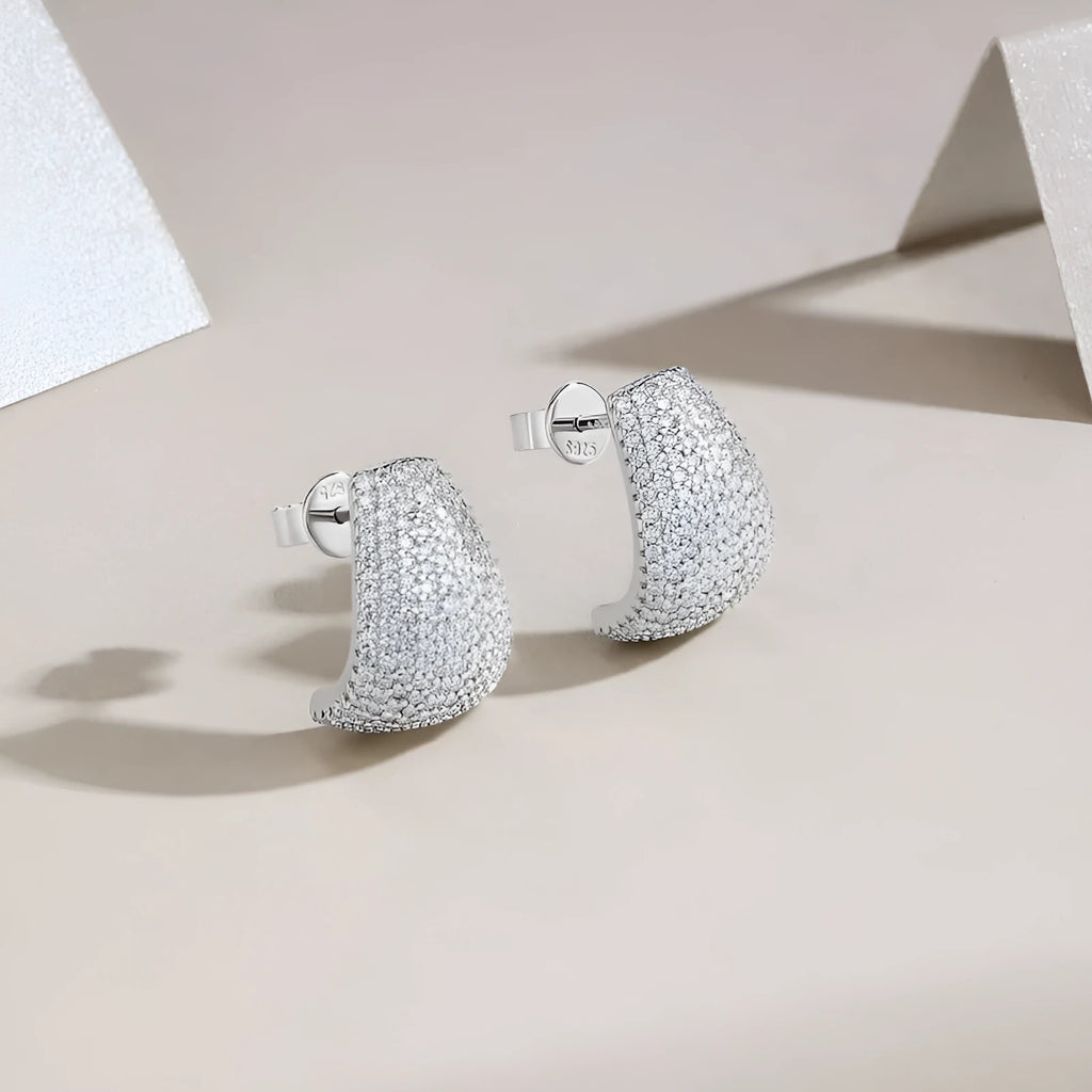 S925 sterling silver geometric ear studs with extremely white moissanite stones and alloy backs