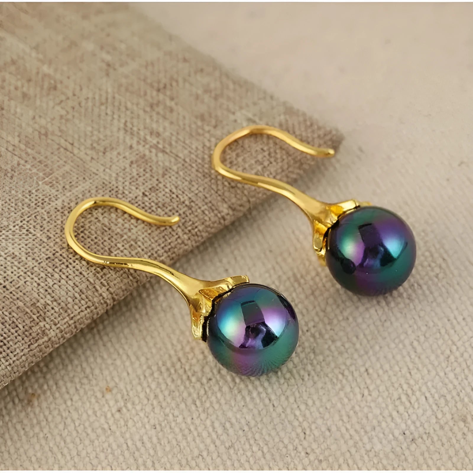Gold electroplated retro women's earrings with alloy construction and OL style design