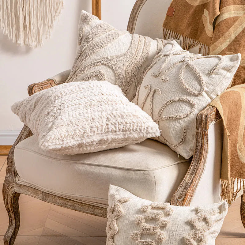 Pillow cover with tassel woven patterns in 45x45cm and 30x50cm sizes for sofa cushions