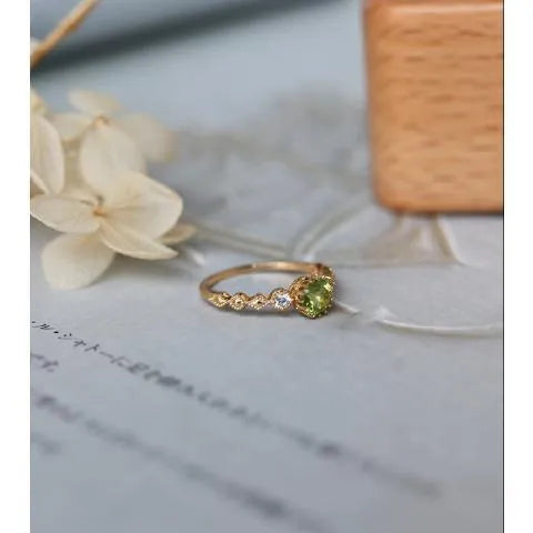 Copper geometric quadrilateral imitation peridot ring in Japanese retro artistic style