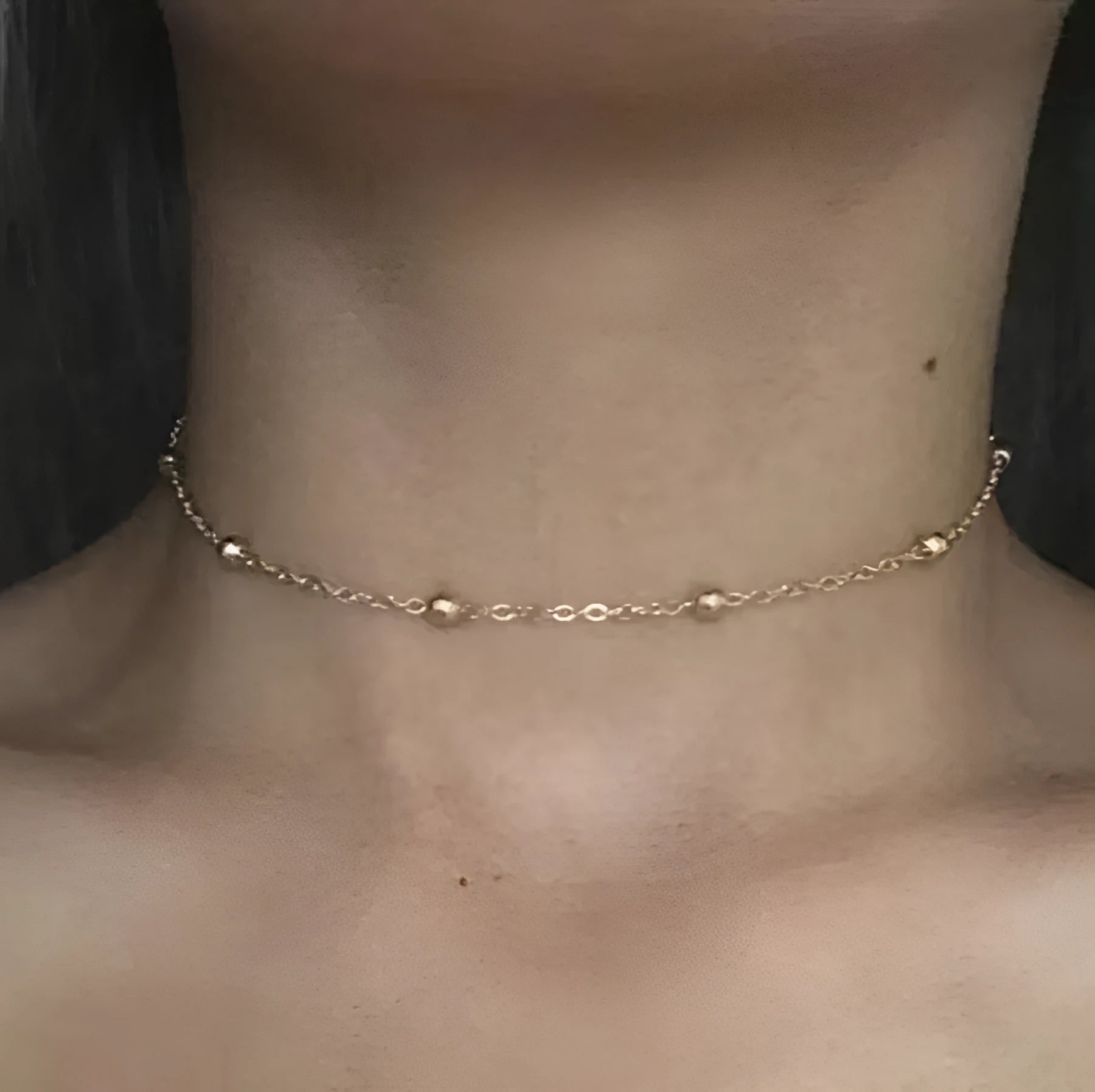 Bohemian chain summer metal anklet with geometric alloy pendant in gold or silver finish