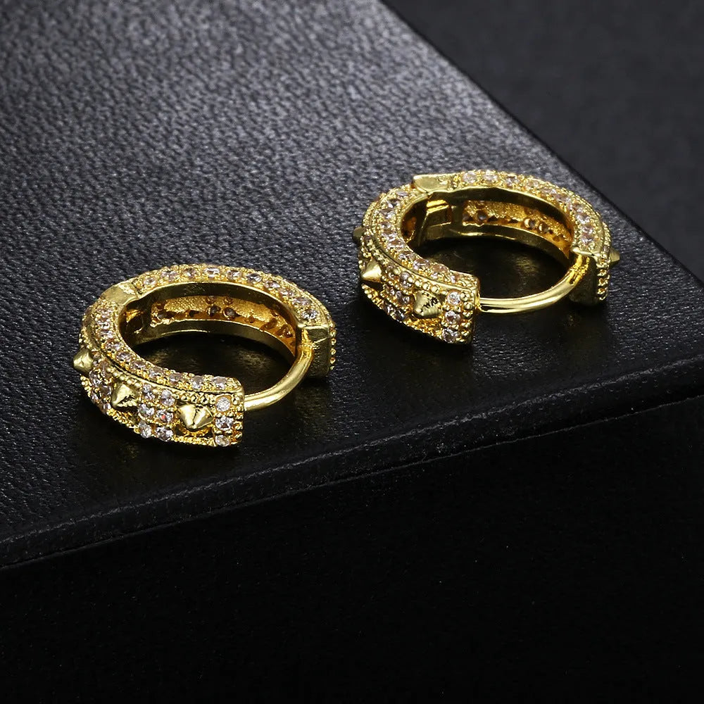 Unisex copper hip hop diamond ear clip with white gold stone finish, geometric round shape
