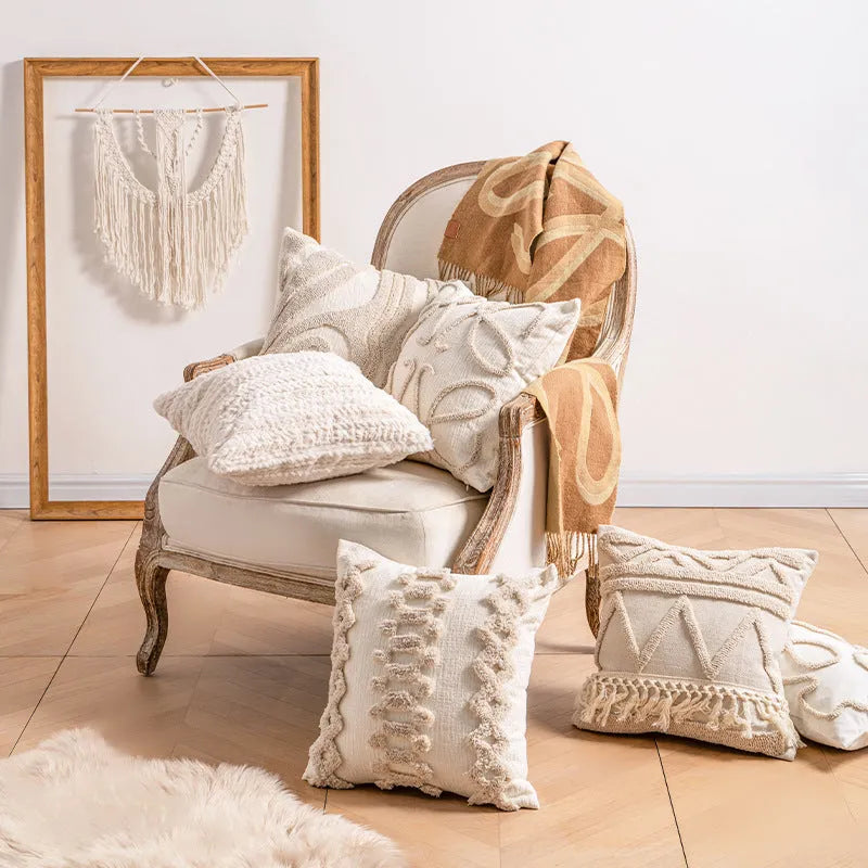 Pillow cover with tassel woven patterns in 45x45cm and 30x50cm sizes for sofa cushions