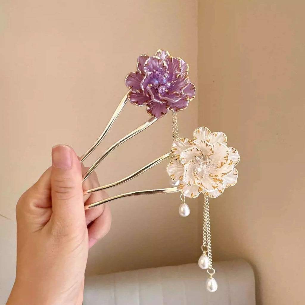 Retro U-shaped hairpin with peony flower and tassel design in alloy construction