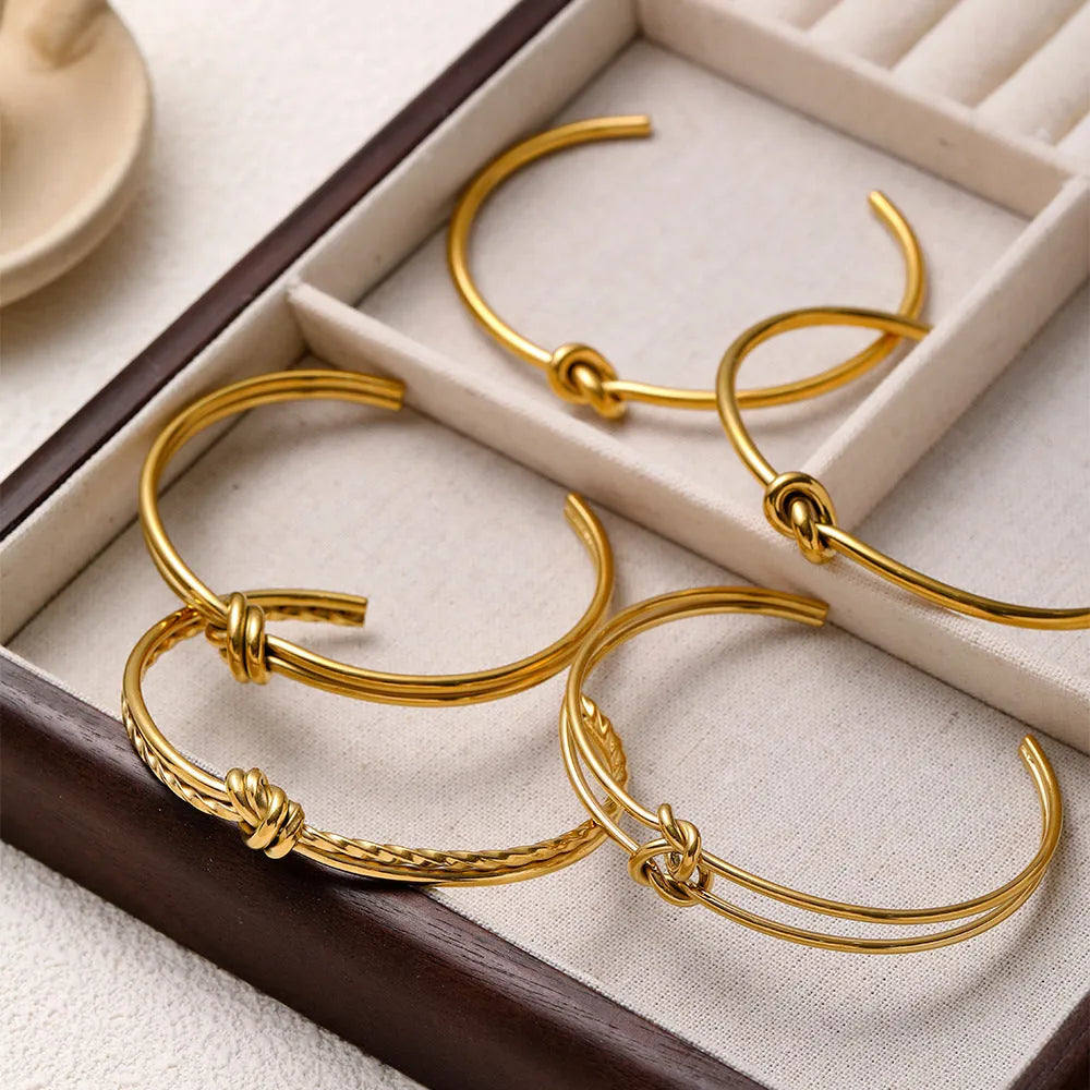 Adjustable C-shaped open double-layer bracelet with knotted design in gold or silver finish