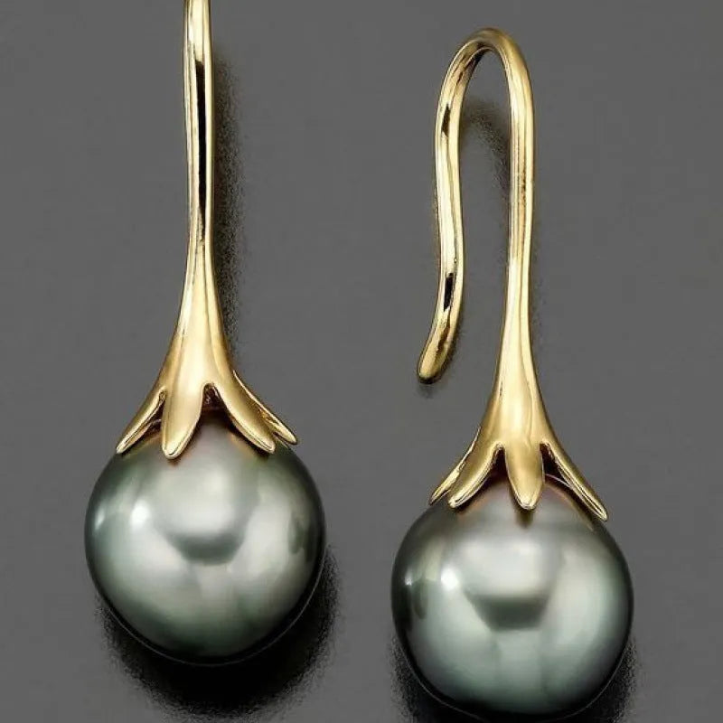 Gold electroplated retro women's earrings with alloy construction and OL style design