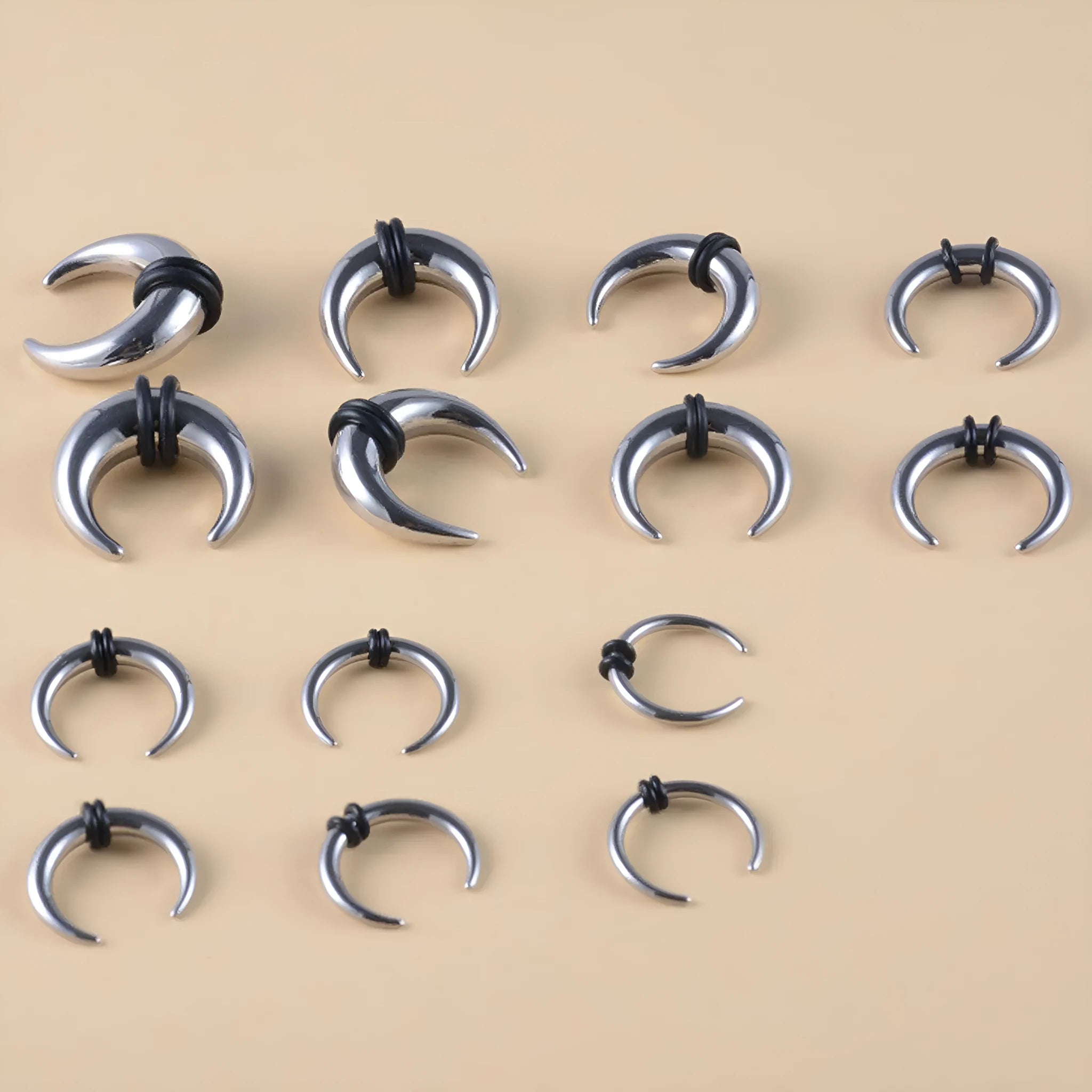 316 stainless steel nose ring with C-shaped buffalo horn geometric design