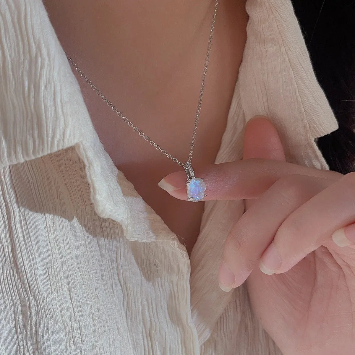 S925 sterling silver crystal pendant necklace with curb chain, geometric quadrilateral shape, available in platinum and rose gold