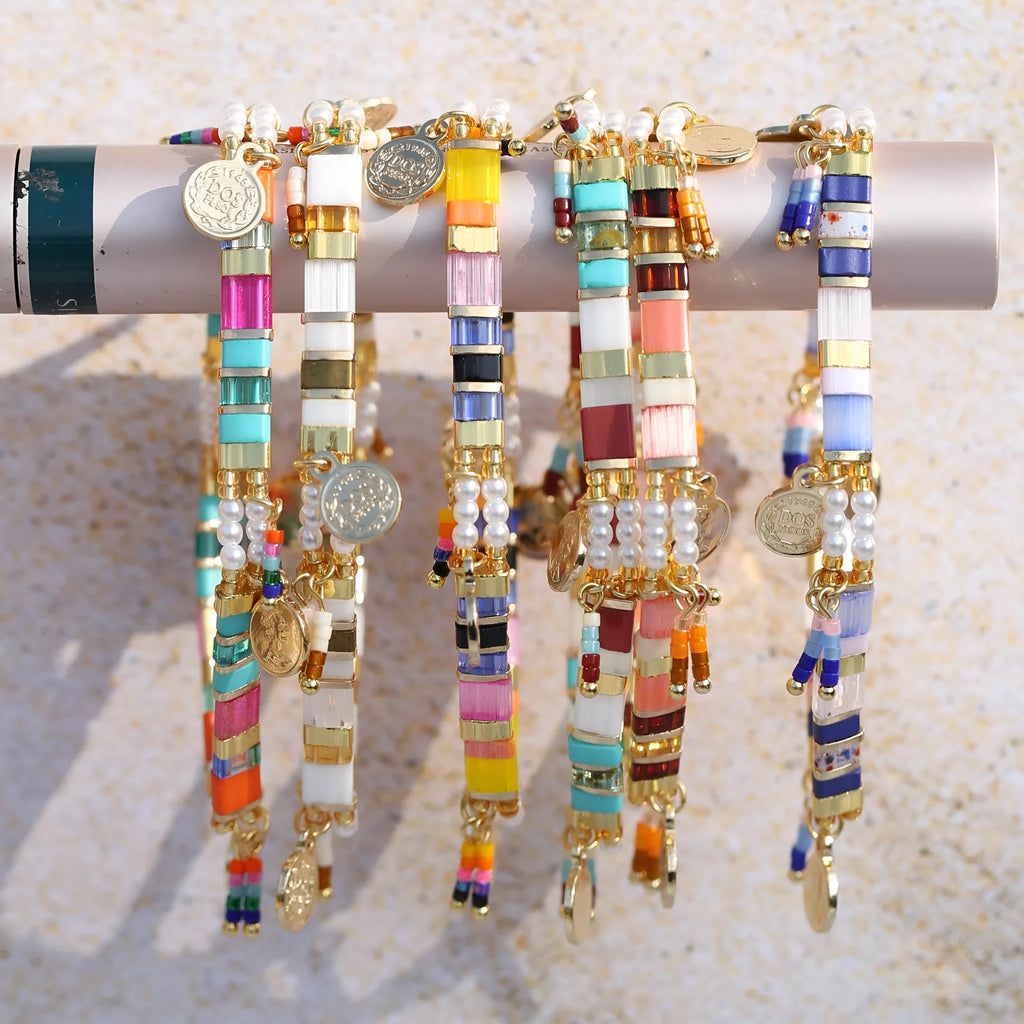 Women's manual beaded bracelet with imitation pearl and coloured glass beads in six style options