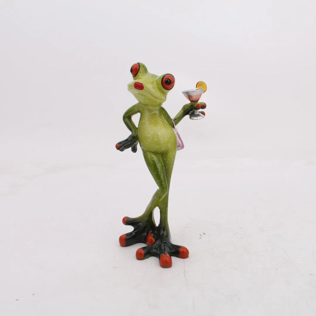 Green resin frog sculpture measuring 6cm high with rustic pastoral detailing for shelf or desk decoration