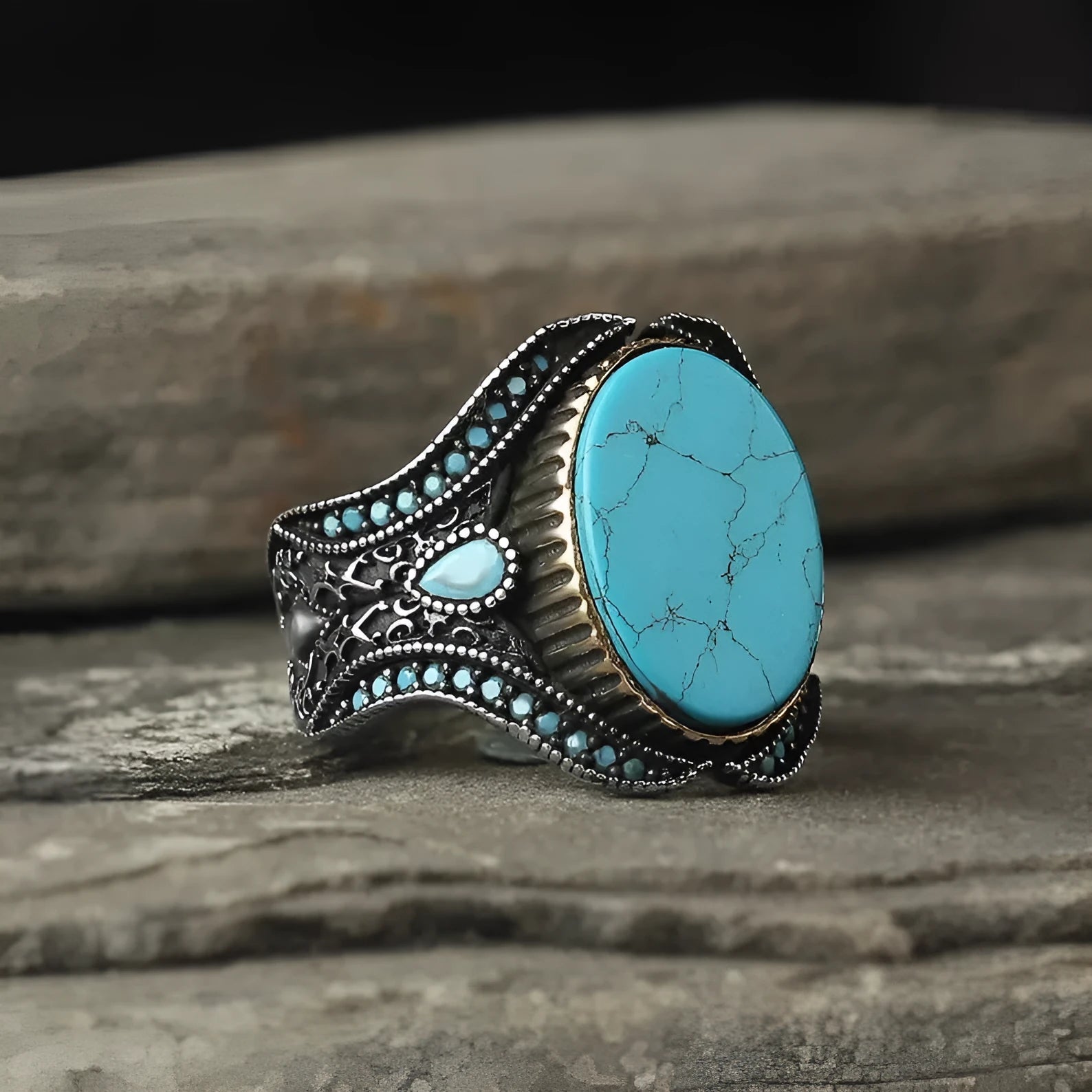Men's round alloy ring with antique silver finish and turquoise decorative element