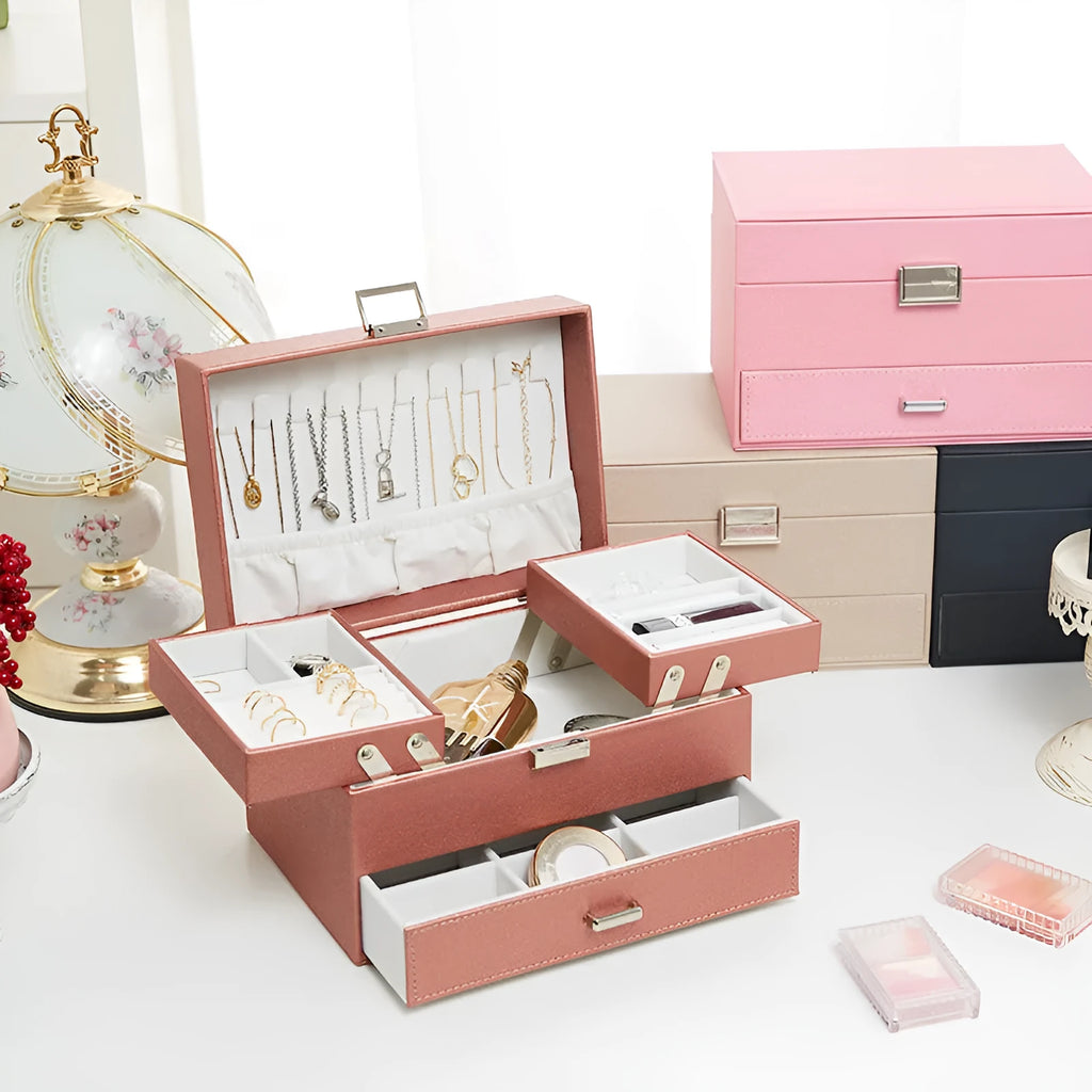 Hard-sided rectangular jewellery storage box in beige PU leather with lid closed